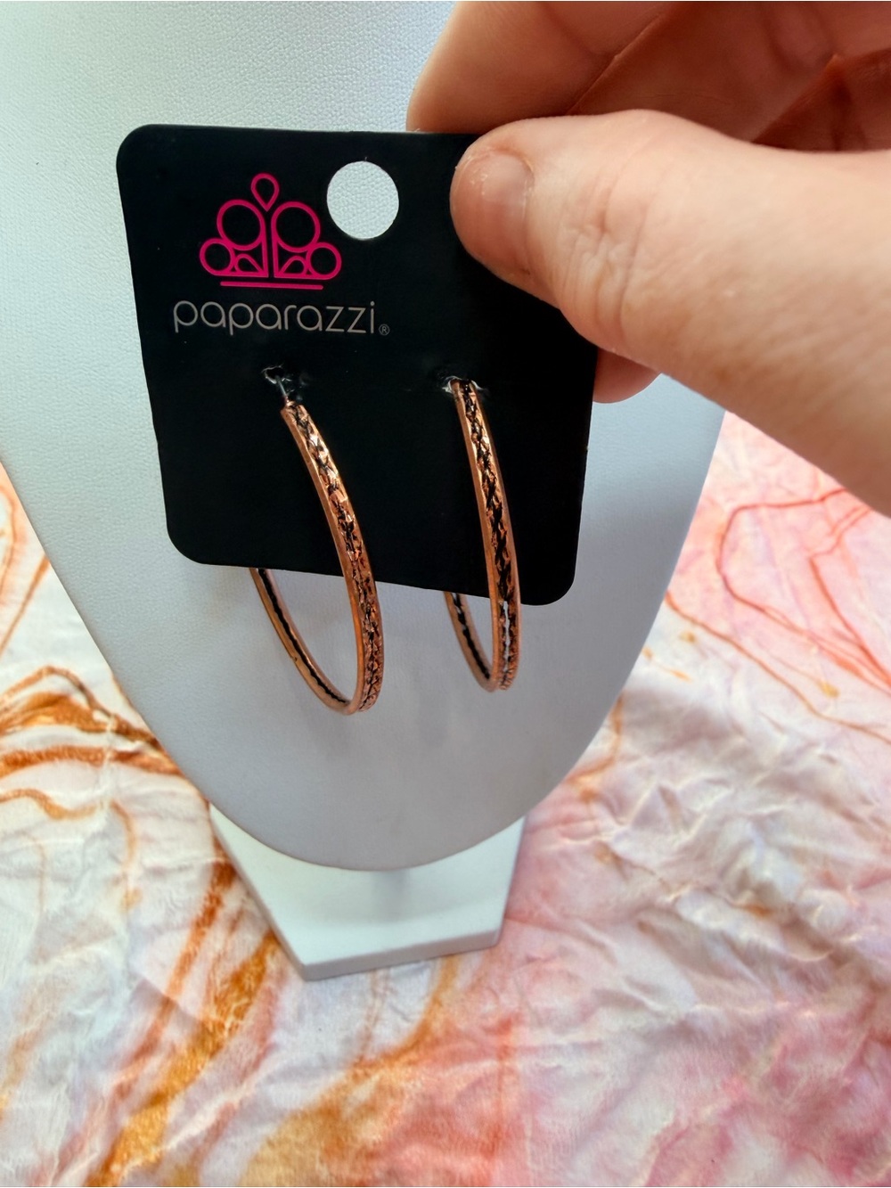 Lot of 8 bronze tone earrings NWT! - Picture 2 of 10